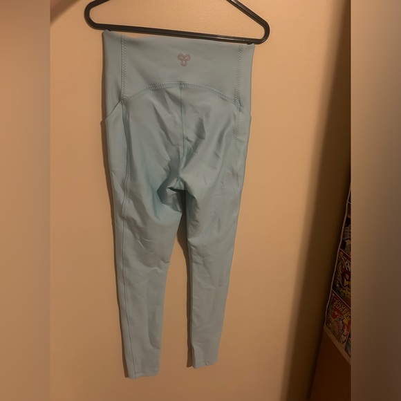Aritzia light blue leggings - Picture 2 of 3